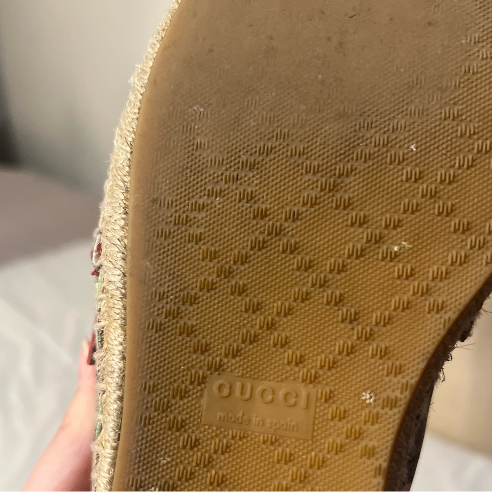 Gucci Wmns GG Supreme Espadrilles - Picture 6 of 12